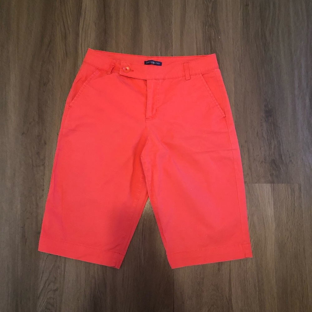 Misses Bandolino brand Bermuda style shorts